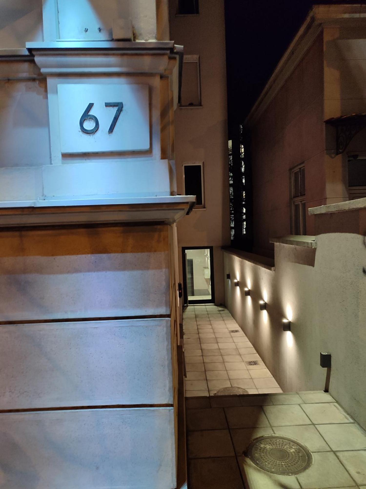 Studio Apartman Free Parking Rubikon Белград Екстериор снимка