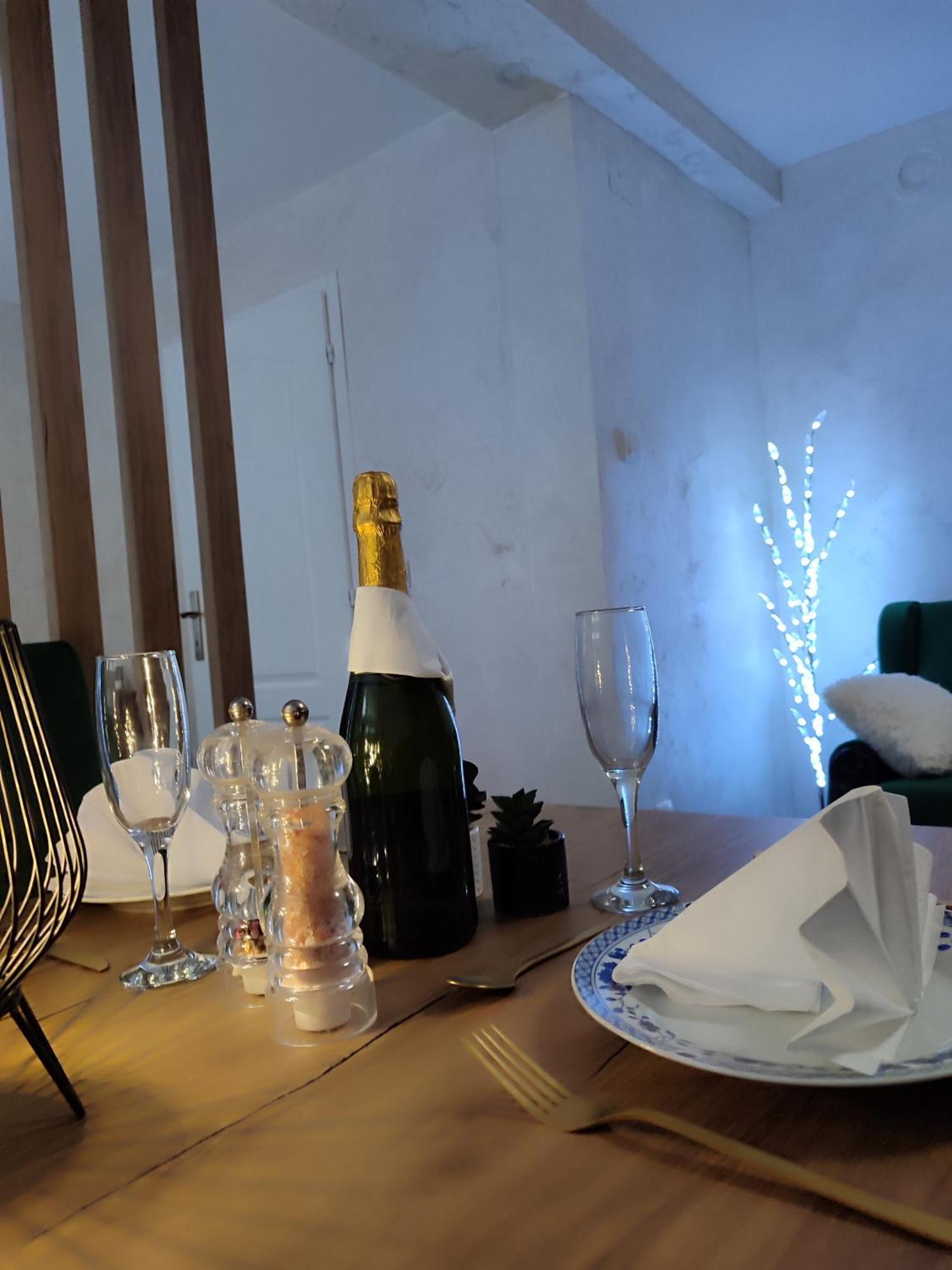 Studio Apartman Free Parking Rubikon Белград Стая снимка